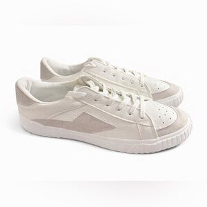 Blowfish Malibu Willa Sneakers Women’s 10.5 White Light Grey Faux Suede Like New